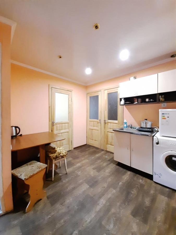 Частный Дом, Р-Н 3 Городской Больницы Cherkasy Exterior foto