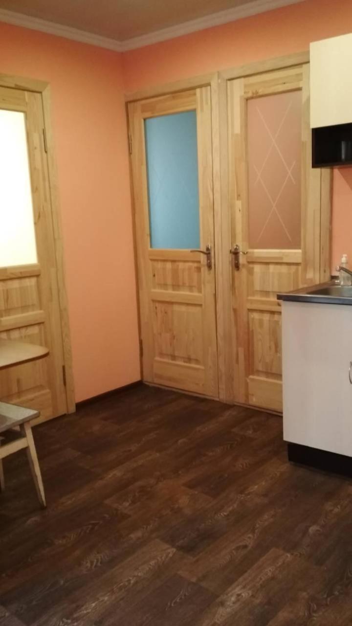 Частный Дом, Р-Н 3 Городской Больницы Cherkasy Exterior foto